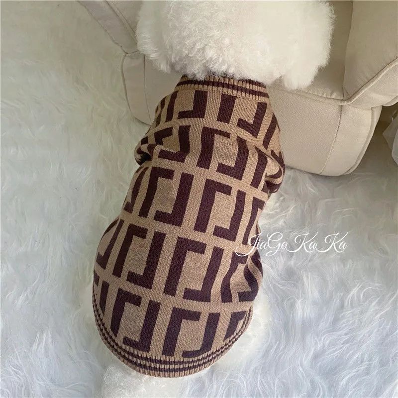 Luxurys Dog Apparel Autumn Winter Plaid Pet Clothes Fashion Embroidery Classic Puppy Sweater Designers Dog Clothes With Letters